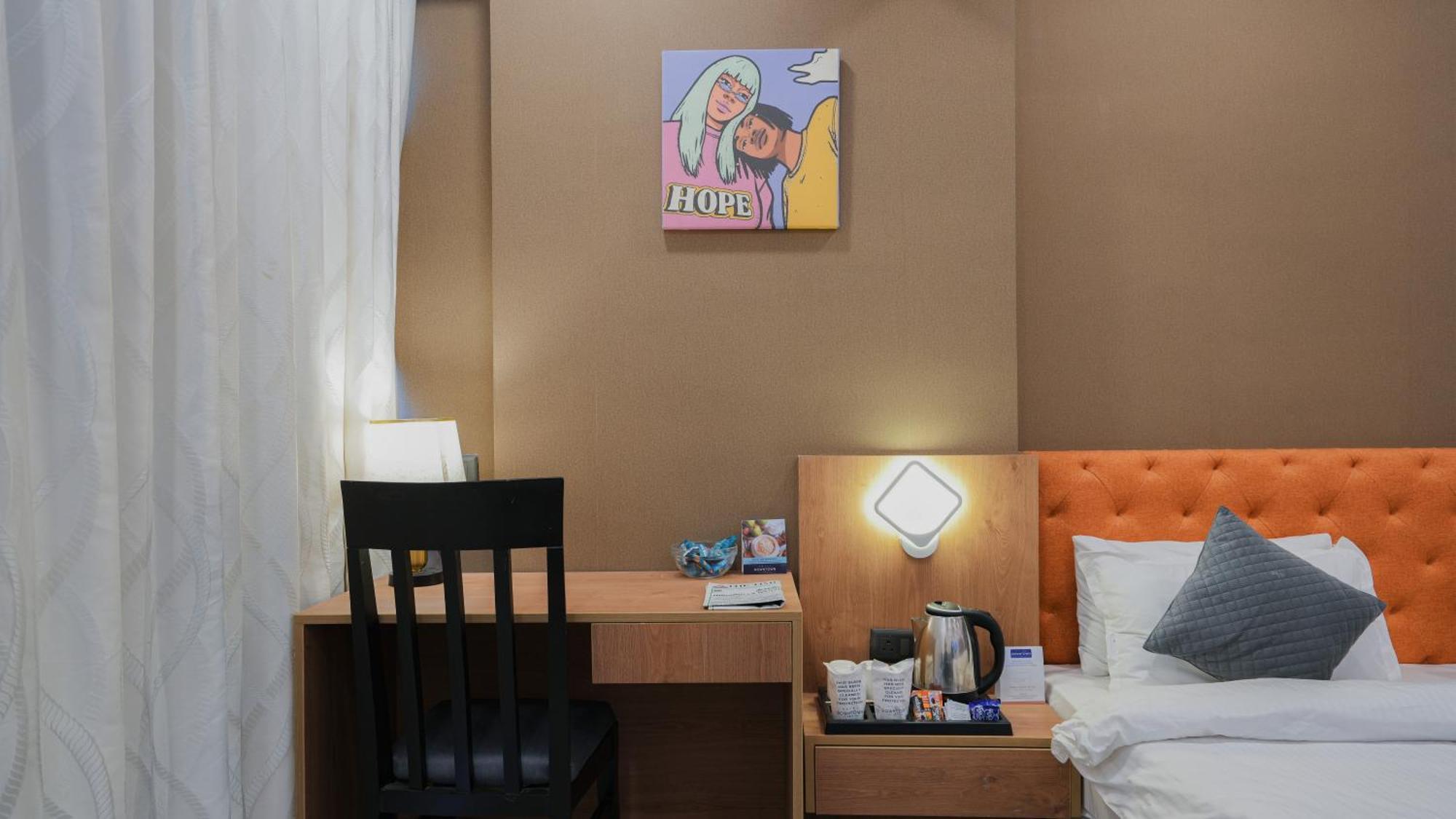 Hotel Downtown กันตินาการ์ ภายนอก รูปภาพ